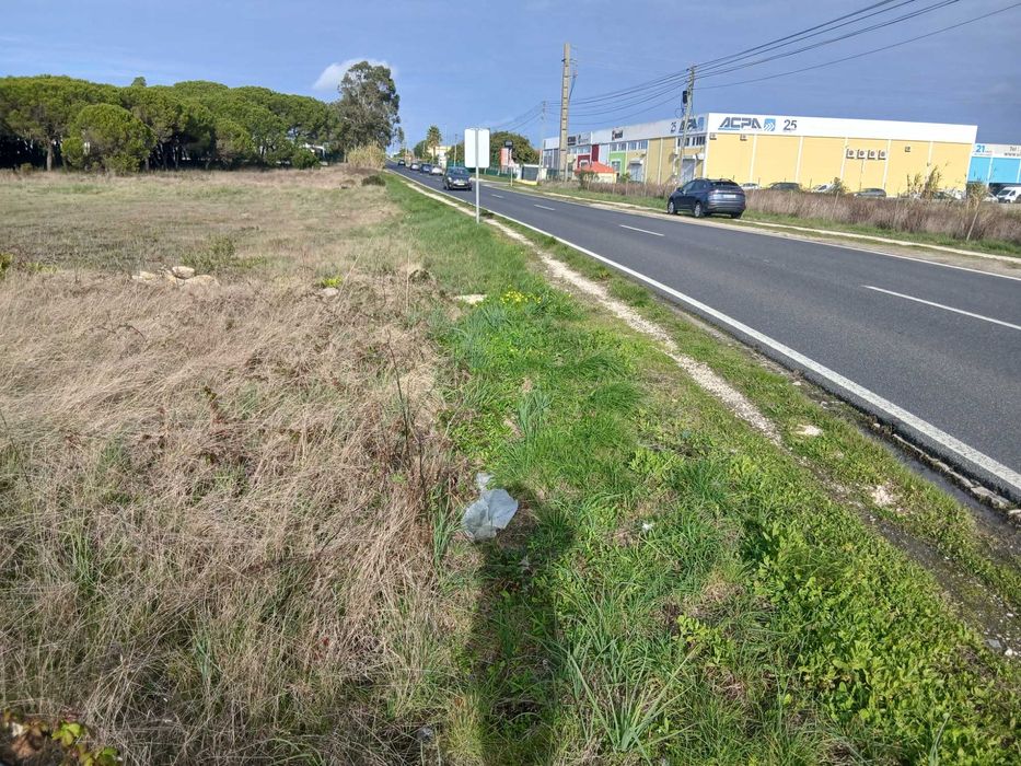 Terreno Industrial – 14.000 m² – Terrugem, Sintra