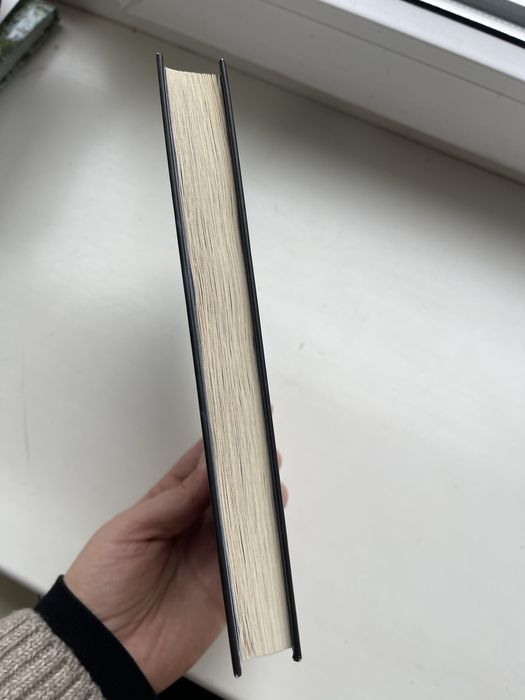 Гудзики та мереживо. Пенелопа Скай