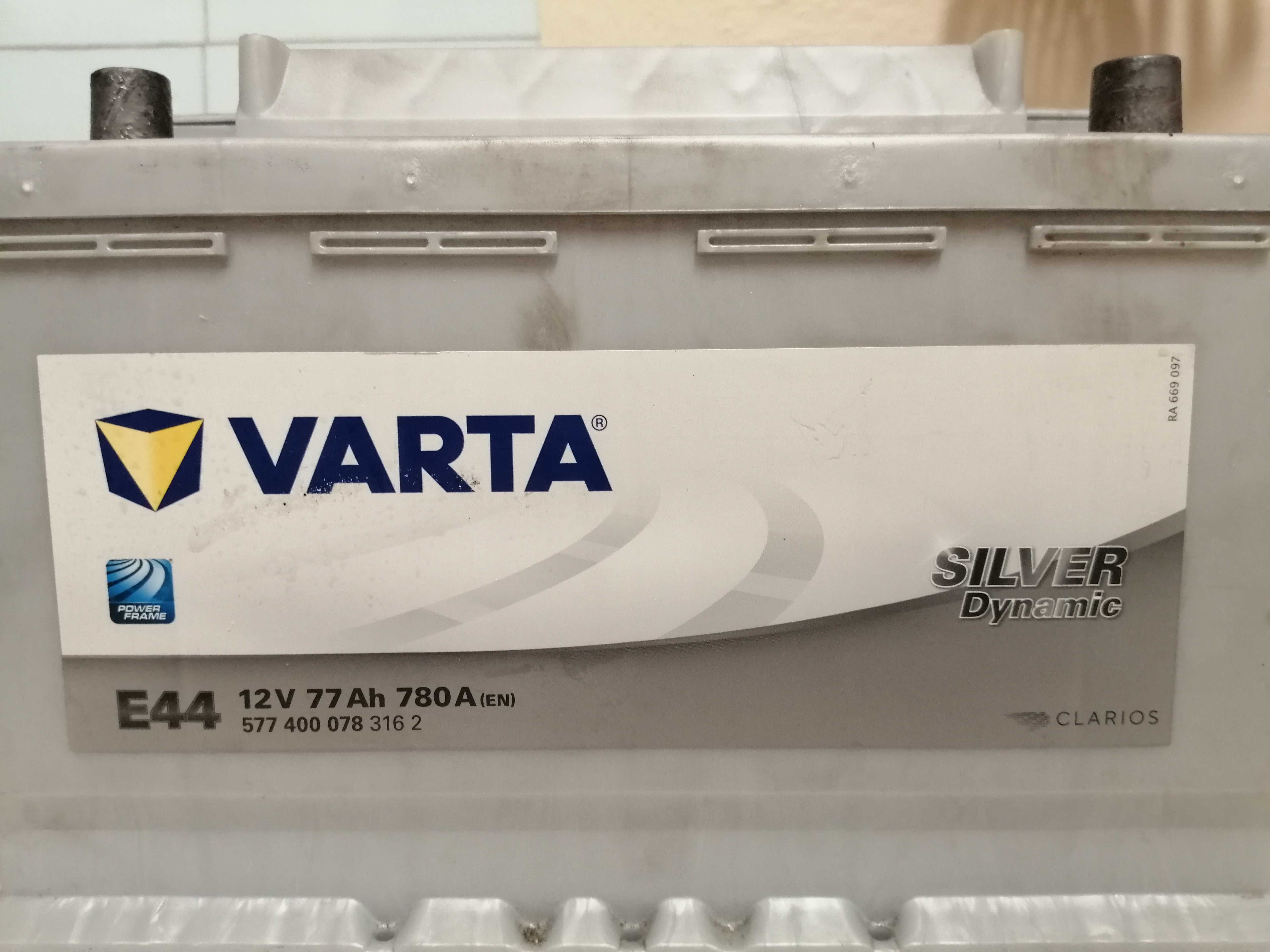 Varta Batterie Varta Silver Dynamic E44 12v 77ah 780A 577 400 078