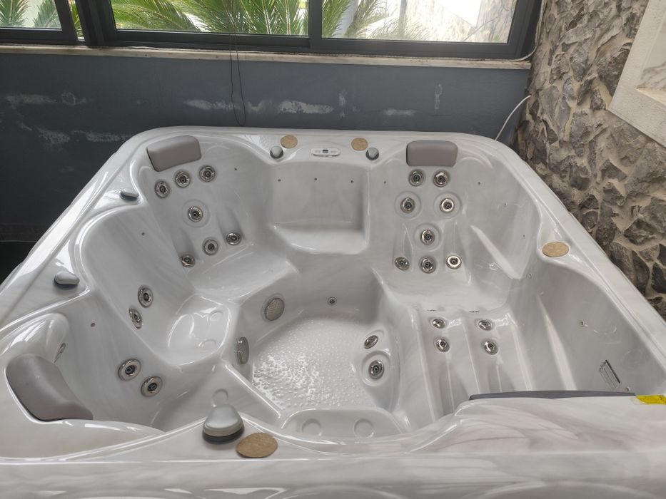 Jacuzzi de 6 lugares