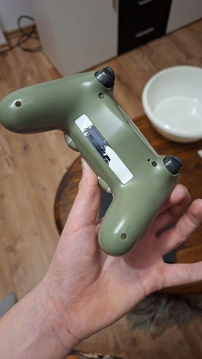 Ps4 + okablowanie + pad moro+ gra Ufc 3