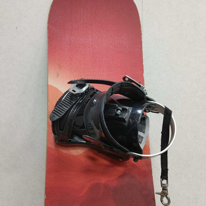 Продам сновборд вживаний