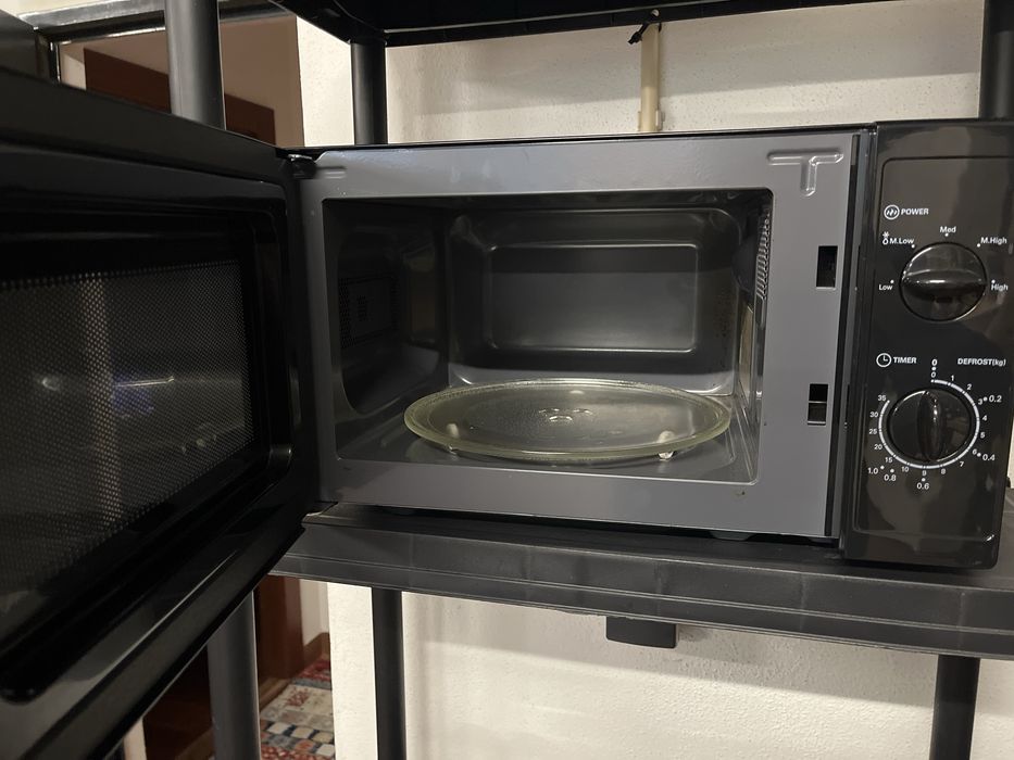 Microondas Electronia semi novo 20L 700W