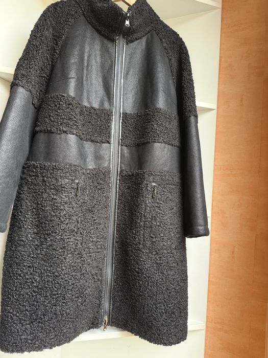 Жіноче стильне двосторонне пальто з штучного каракуля. Італія. Xl