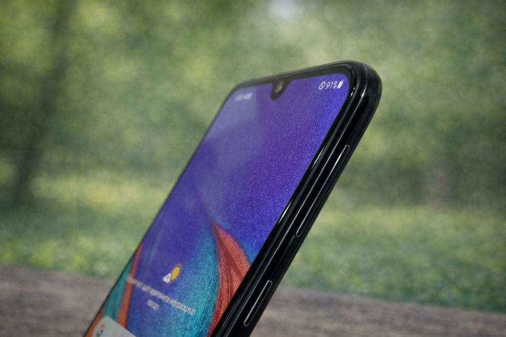 Шара! Samsung A40 4/64GB NFC AMOLED