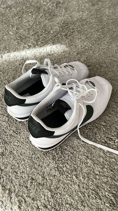 Nike Cortez  usado uma ve