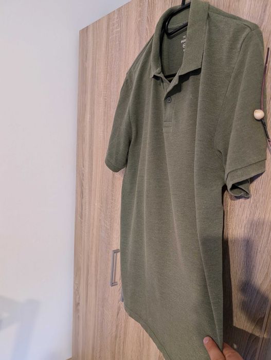 Męska zielona koszulka z kołnierzykiem POLO the Basics  C&A rozmiar M