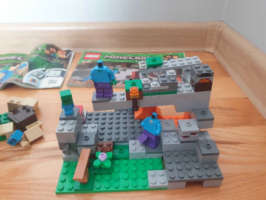 2 Zestawy Lego Minecraft 21148 i 21141