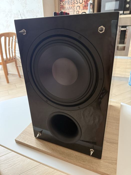 Продам сабвуфер canton as 225 sc