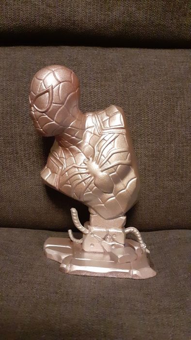 Busto spider man