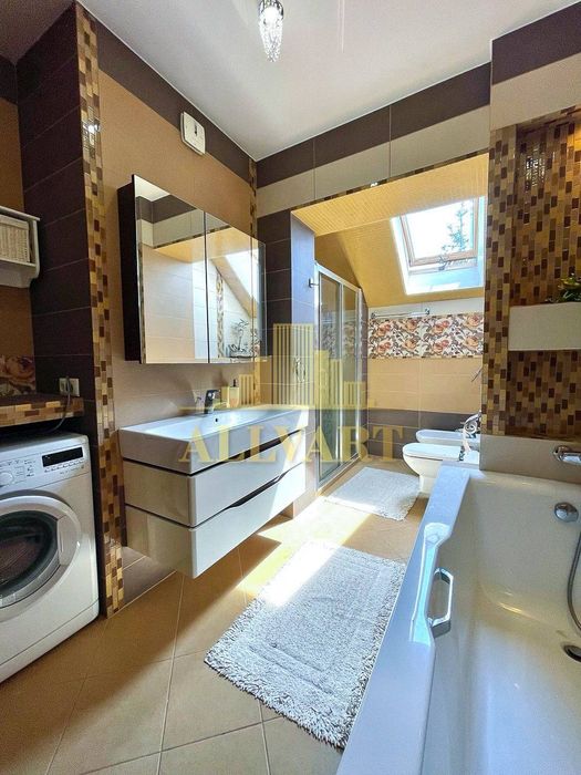 Продаж будинку на Оболоні, Оболонська набережна, метро Героїв Дніпра