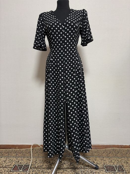 Міді сукня в горошок Asos