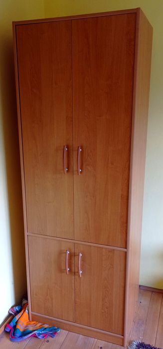 Szafa w bdb stanie 75 x 50 x 205