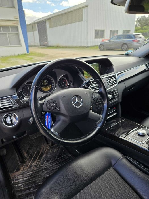 Viatura Mercedes
