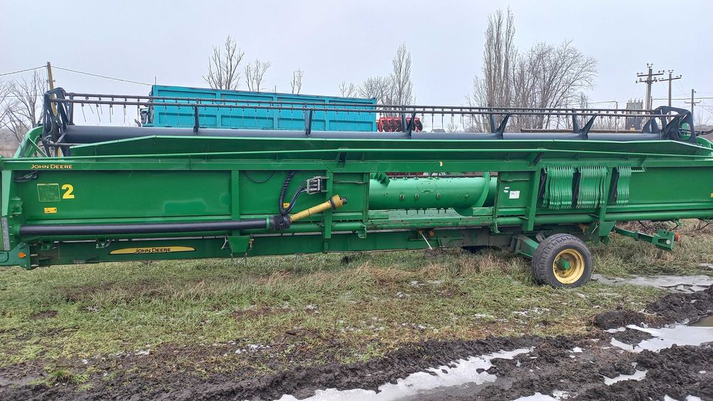 Жатка John Deere 630R