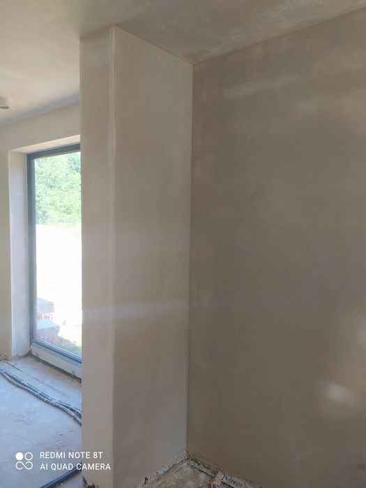 Tynki maszynowe, gipsowe i cementowo-wapienne