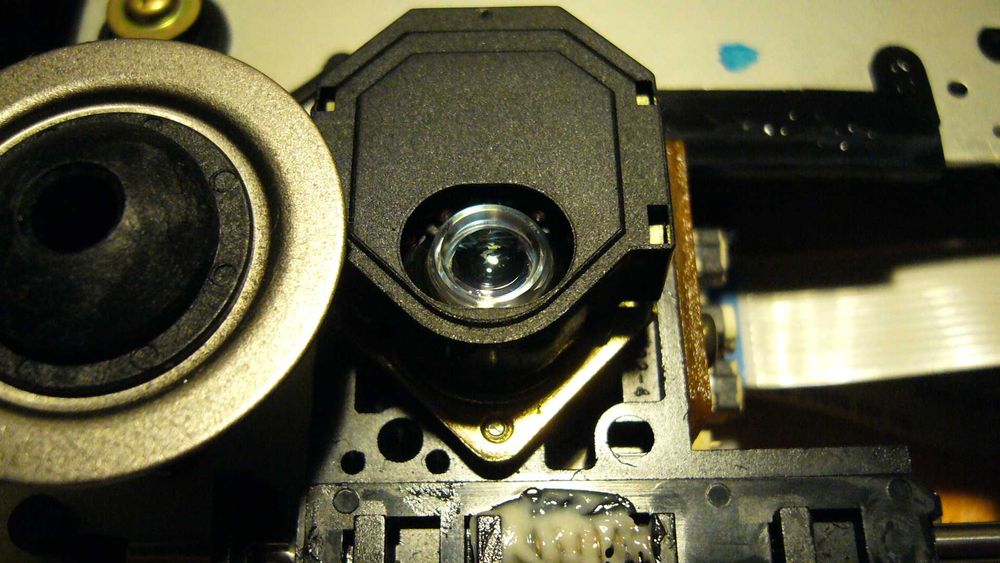 Odtwarzacz CD Kenwood DP-7060