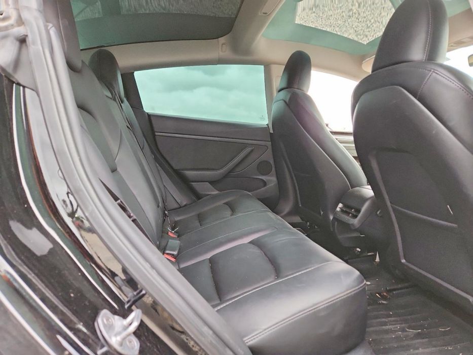 Продам Tesla Model 3 2023