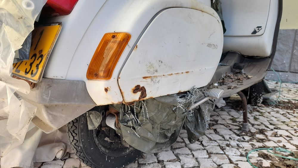 Vespa 50cc 1994 para restauro