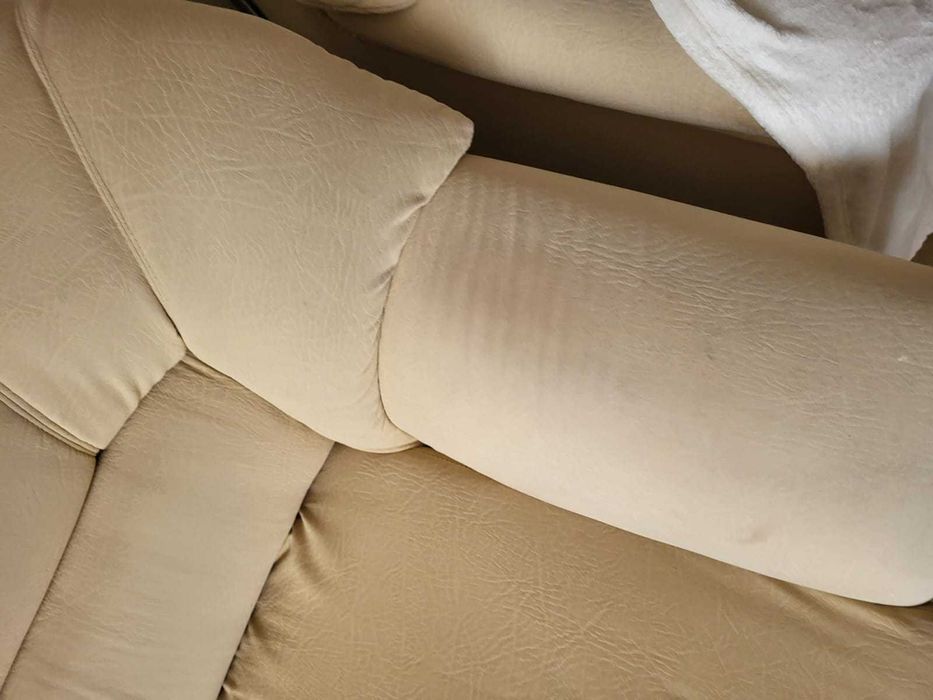 Conjunto Sofás Beje