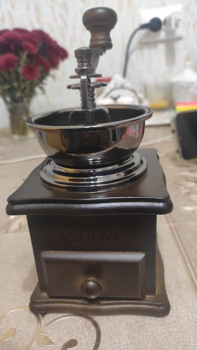 Продмам кофемолку