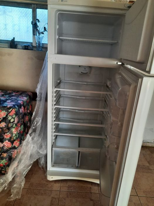 Frigorífico Indesit branco