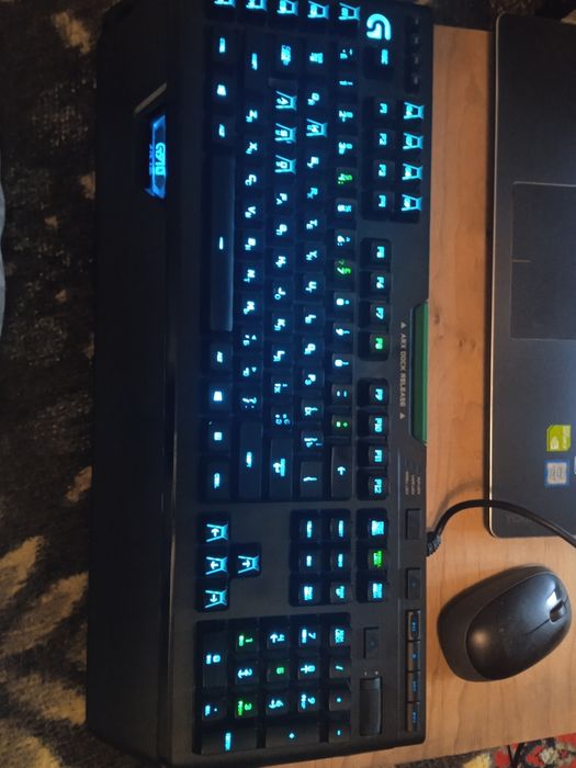 Клавіатура Logitech G910