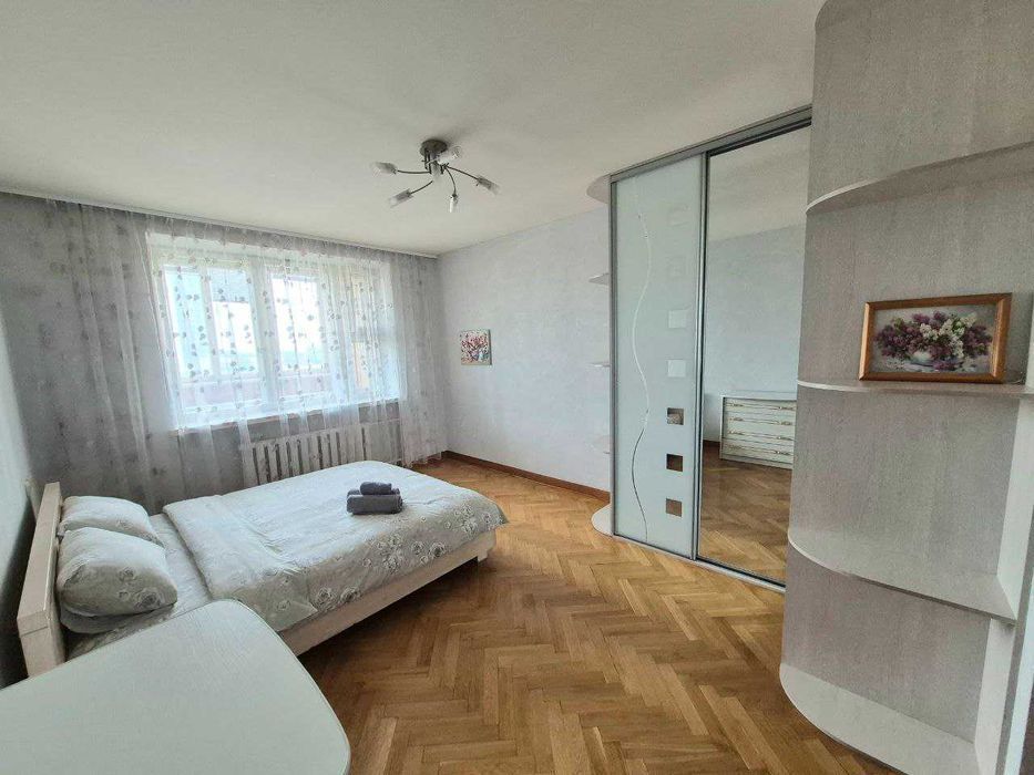 3к Метро Печерская Алмазова Центр Квартира подобово Зараз діє знижка