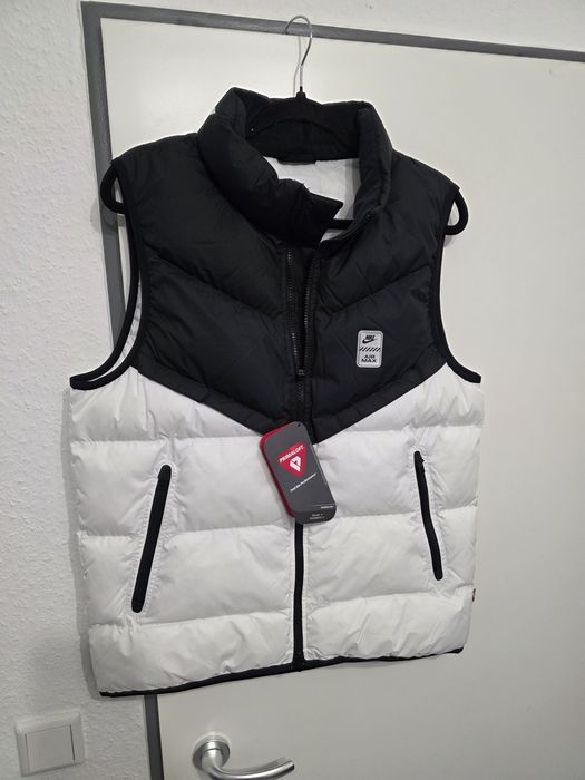 Жилетка NIKE AIR MAX Storm-Fit PRIMALOFT нова original
