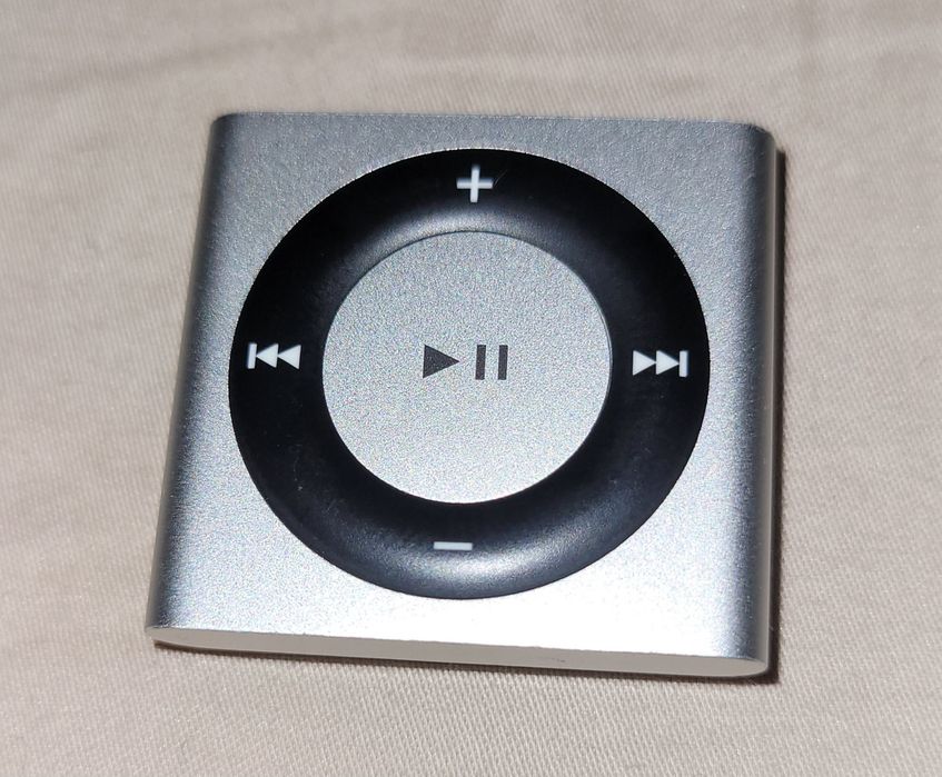 iPod Shuffle A1373 під ремонт