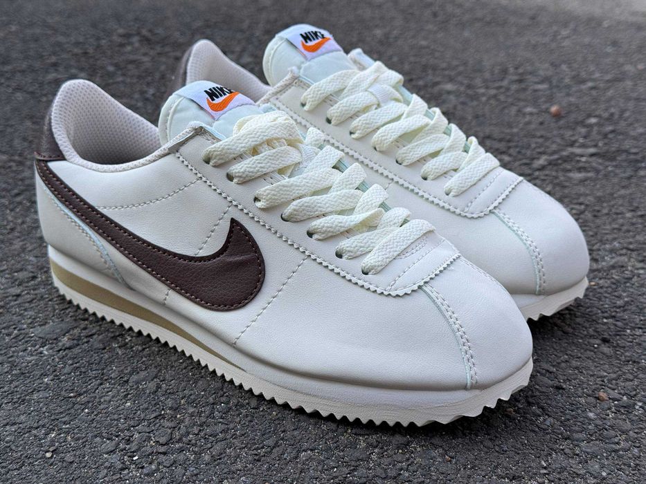nike cortez різних кольорів. Розміри 36-40