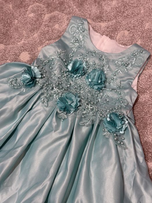 Нарядна сукня для дівчинки, 90 см