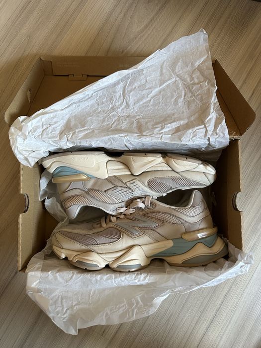 New Balance 9060