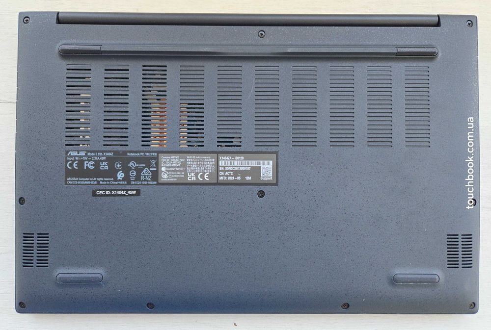 ASUS VivoBook X1404ZA i3-1215U 12/256GB M.2 NVMe Windows 11 2024