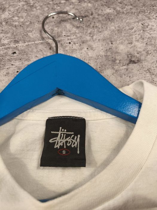 біла чоловіча футболка Stussy із графічним принтом дракона на спині