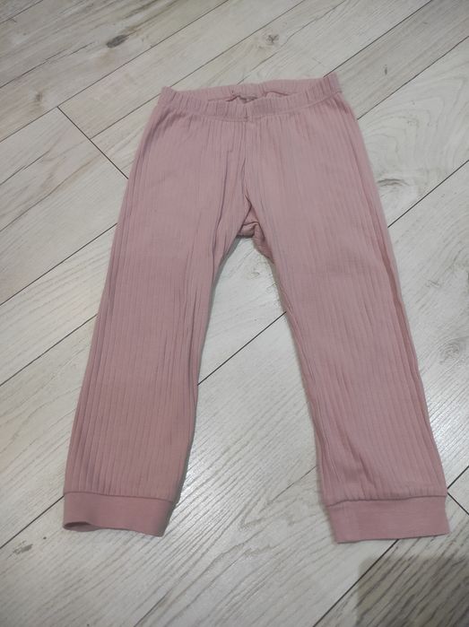 Prążkowane spodnie dziewczęce