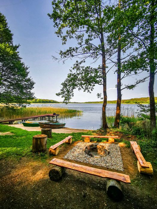 Dom kominek Bania Jacuzzi noclegi Mazury Promocja domek jezioro