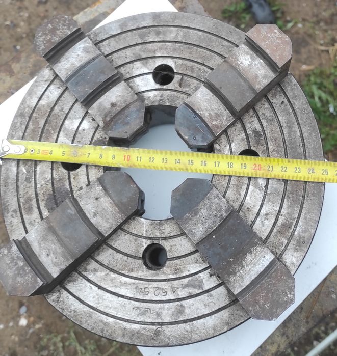 Токарний патрон 250