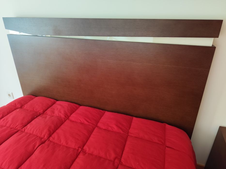 Quarto completo com colchão