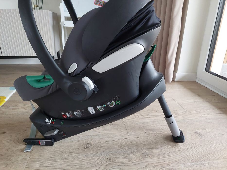Fotelik Cybex Aton B2 I-Size plus baza One