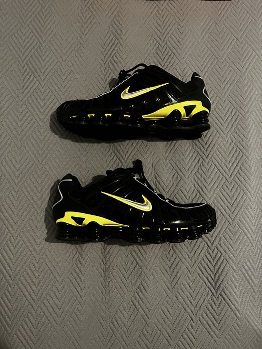 Nike Shox TL Black Dynamic Yellow Metallic Silver