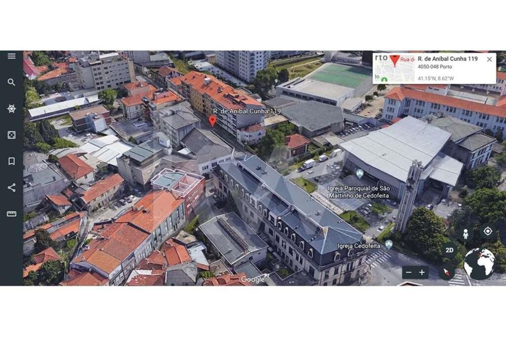 Loja situada em zona de excelência, inserida no Centro histórico do Po