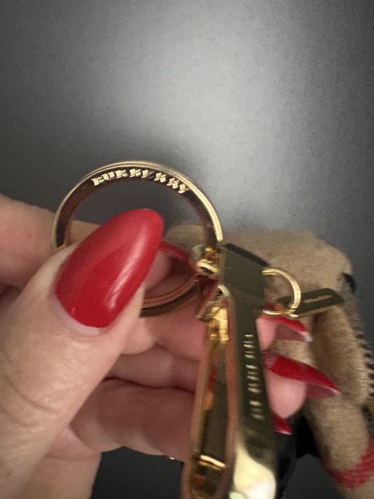 Брелок оригінал Burberu