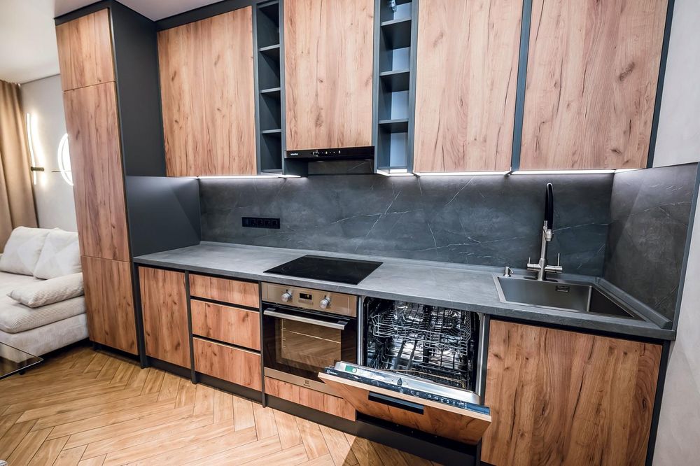 Простора та затишна 1-к квартира 44 м² Варшавський 3