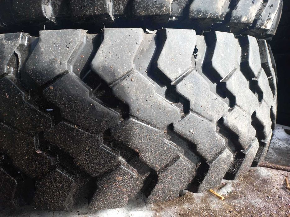 Шини 365/85R20 365/80R20 335/80R20 Michelin Continental вживані та БУ на ЗІЛ 131 ГАЗ 66 MAN Mercedes склад Київ відправка САТ Делівері