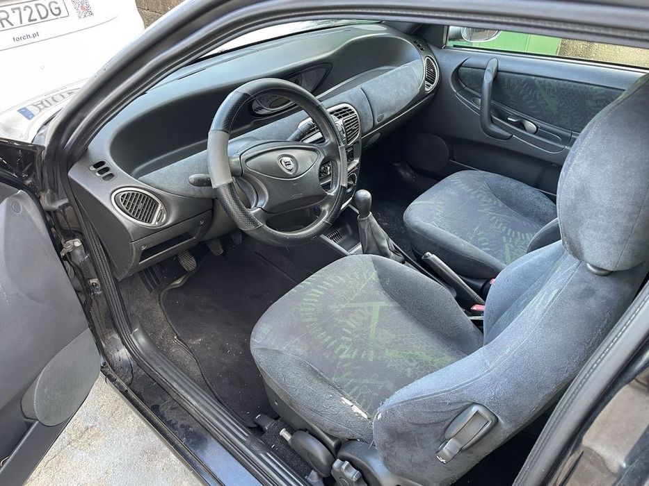 Lancia Y elefantino rosso