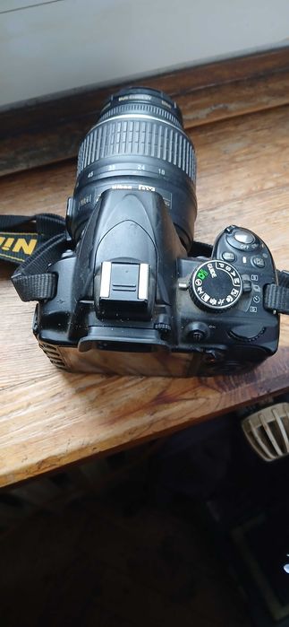 Lustrzanka Nikon D3100 + obiektyw kit. 18-55mm, zapis video Full HD