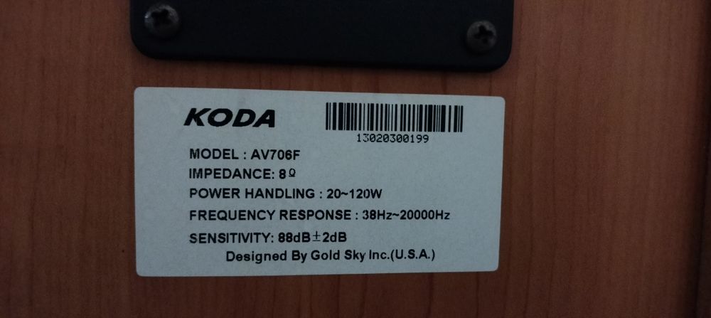 Zestaw kolumn kina domowego Koda .