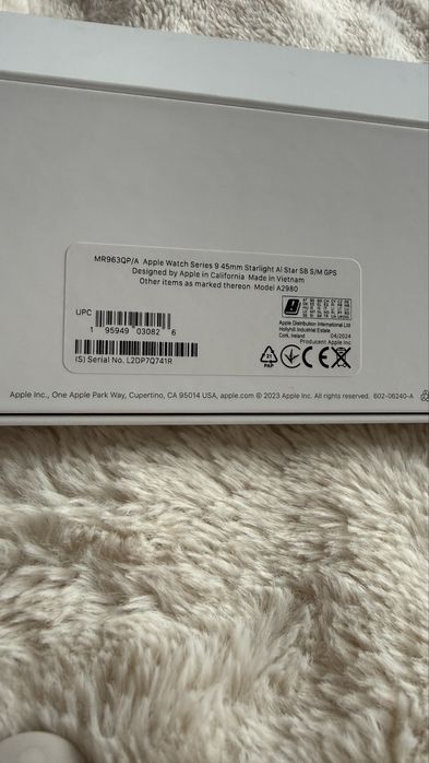Apple Watch Series 9 45mm Starlight GPS
