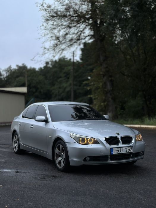 Продам BMW e60 525